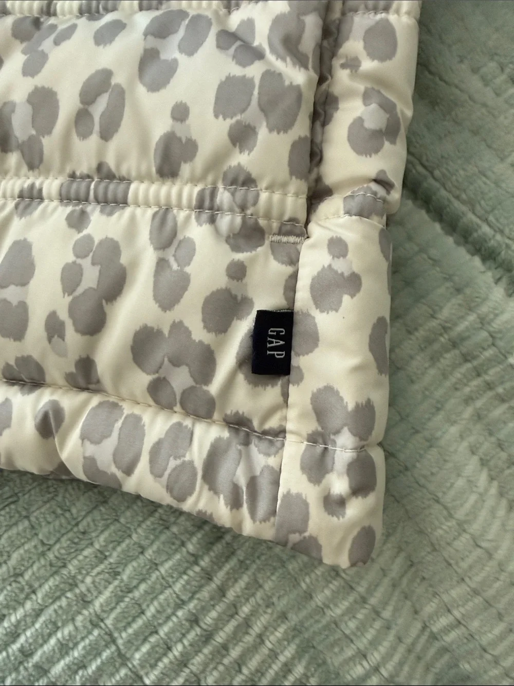 GAP White & Gray Leopard Print Girls Puffer Vest
